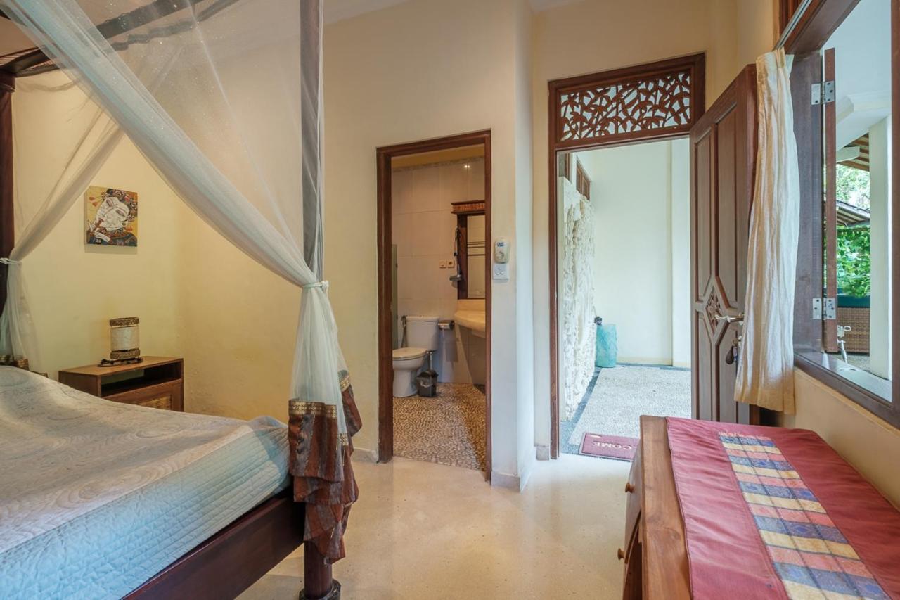 Hotel White Lotus Oasis à Ubud Extérieur photo
