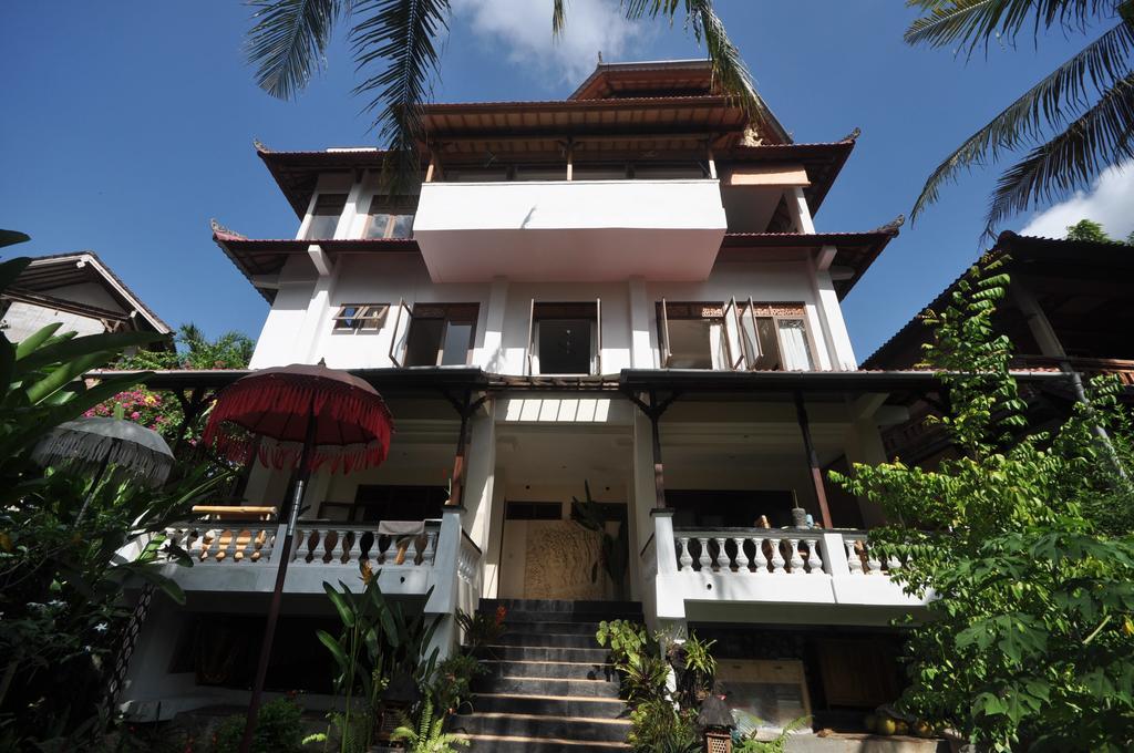 Hotel White Lotus Oasis à Ubud Extérieur photo