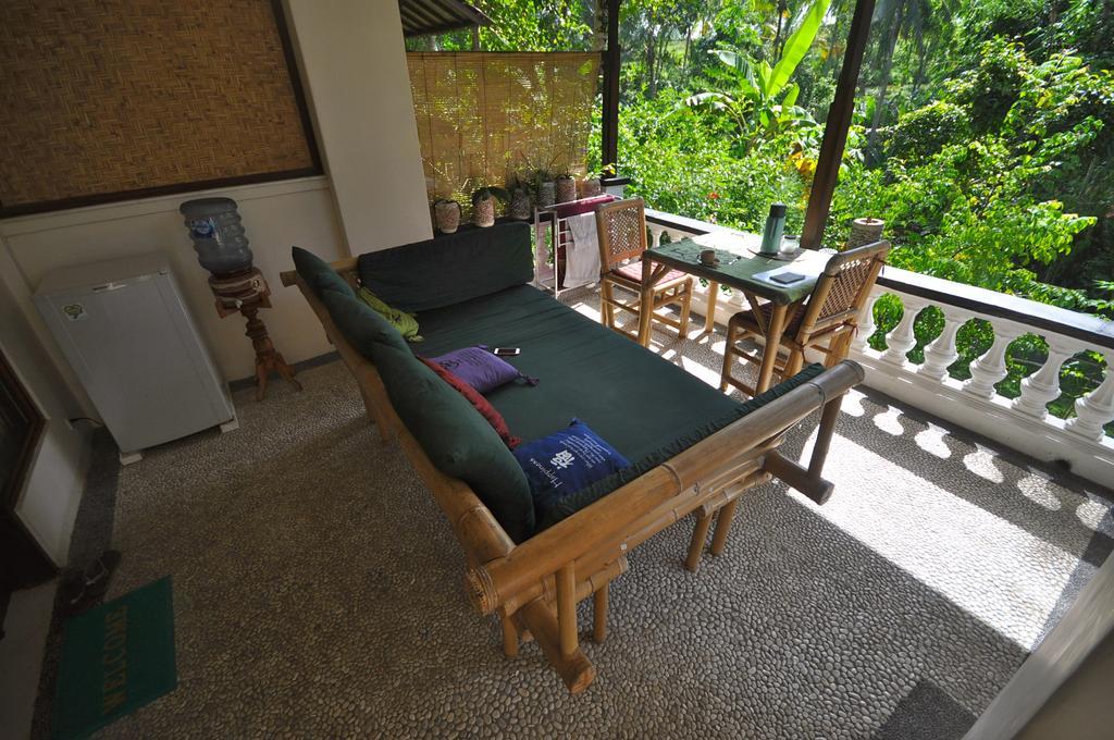 Hotel White Lotus Oasis à Ubud Extérieur photo