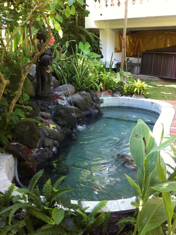 Hotel White Lotus Oasis à Ubud Extérieur photo