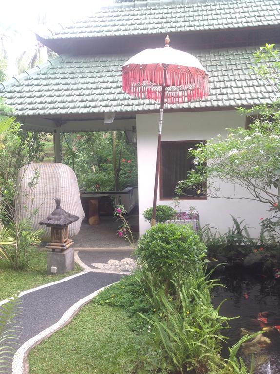 Hotel White Lotus Oasis à Ubud Extérieur photo