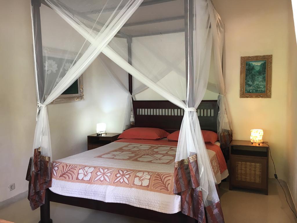 Hotel White Lotus Oasis à Ubud Extérieur photo