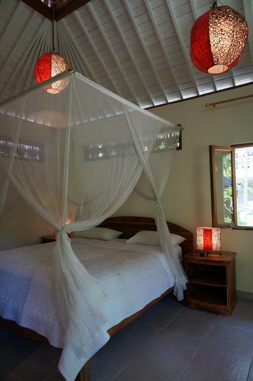 Hotel White Lotus Oasis à Ubud Extérieur photo