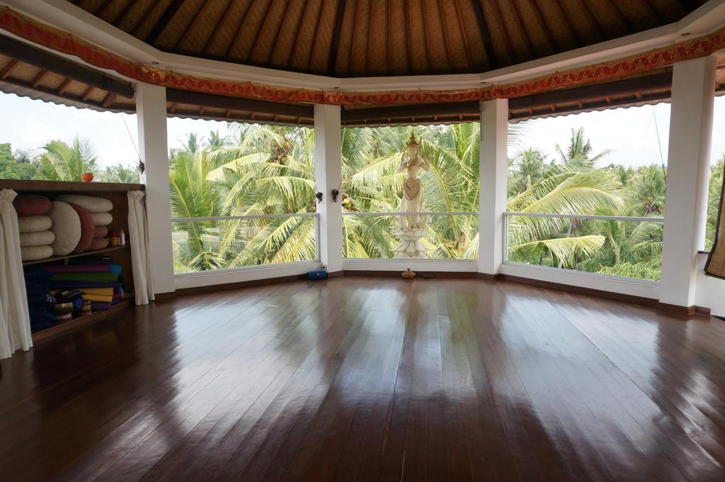 Hotel White Lotus Oasis à Ubud Extérieur photo
